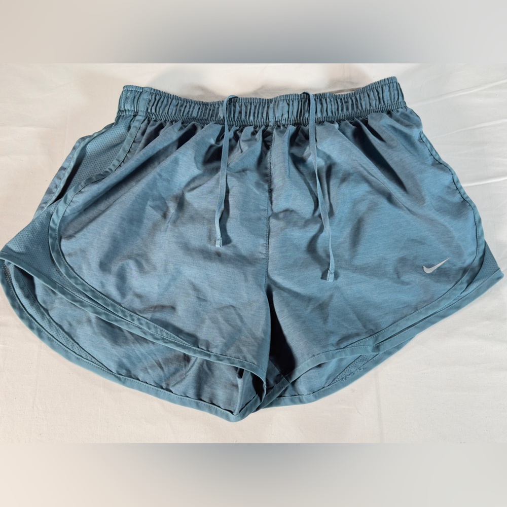 Nike Dry-fit Women's Blue Athletic Shorts. Size Latge
